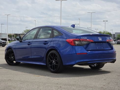 Used 2024 Honda Civic Sport image 13