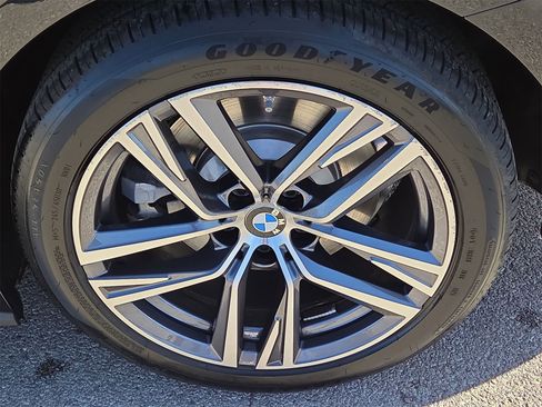 Used 2025 BMW 430i xDrive w/ Premium Package image 11