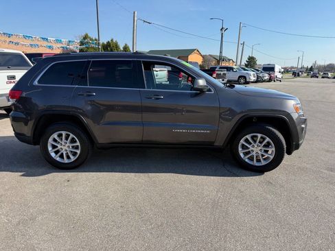 Used 2016 Jeep Grand Cherokee Laredo w/ Quick Order Package 23E AWD/4WD image 5