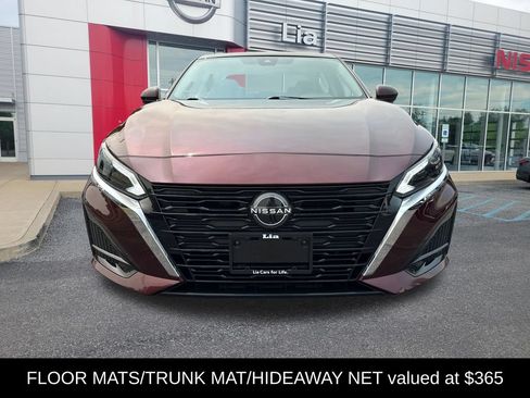Certified 2024 Nissan Altima 2.5 SV w/ SV Premium Package AWD/4WD image 3