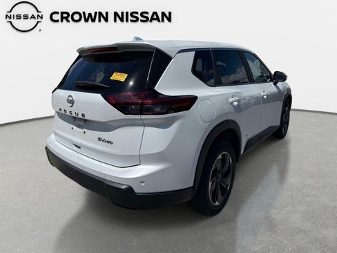 Certified 2024 Nissan Rogue SV AWD/4WD image 6