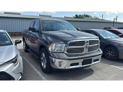 Used 2014 RAM 1500 Lone Star RWD image 3