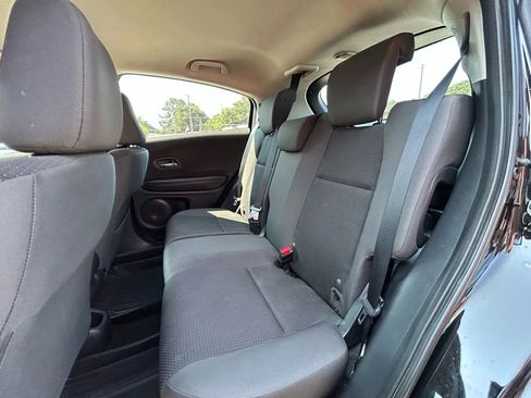 Used 2019 Honda HR-V LX image 25
