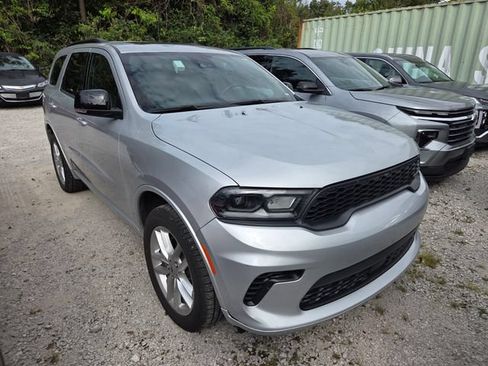 Used 2024 Dodge Durango GT AWD/4WD image 3