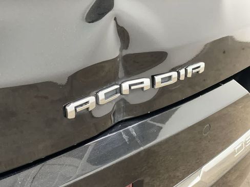 Used 2022 GMC Acadia Denali w/ Denali Ultimate Package AWD/4WD image 34