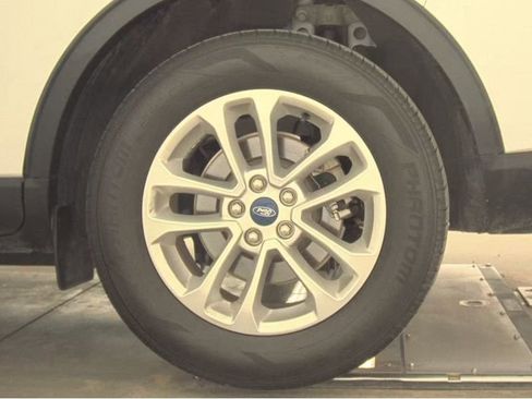 Used 2020 Ford Escape SE AWD/4WD image 26