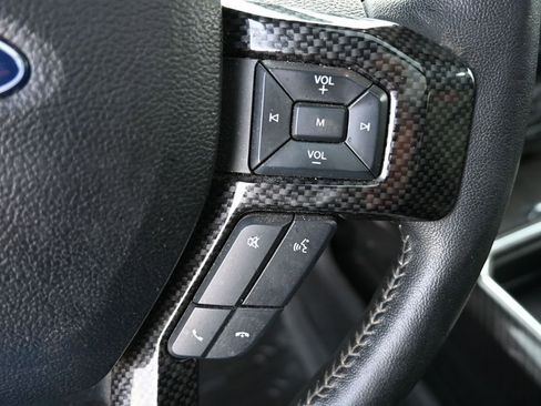 Used 2021 Ford F250 Lariat w/ Lariat Ultimate Package AWD/4WD image 22