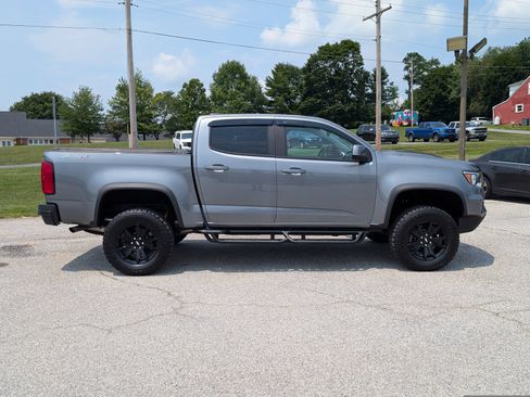 Used 2021 Chevrolet Colorado ZR2 w/ ZR2 Dusk Special Edition AWD/4WD image 2