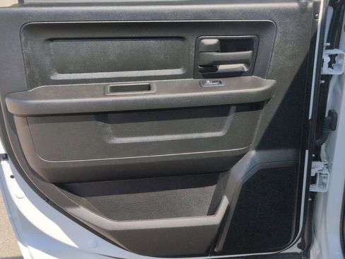 Used 2023 RAM 1500 Tradesman w/ Chrome Appearance Group AWD/4WD image 28