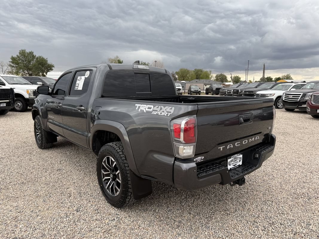 Used 2021 Toyota Tacoma TRD Sport w/ Technology Package AWD/4WD image 7