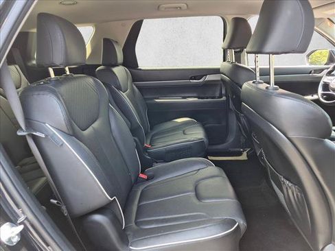 Used 2024 Hyundai Palisade SEL FWD image 19