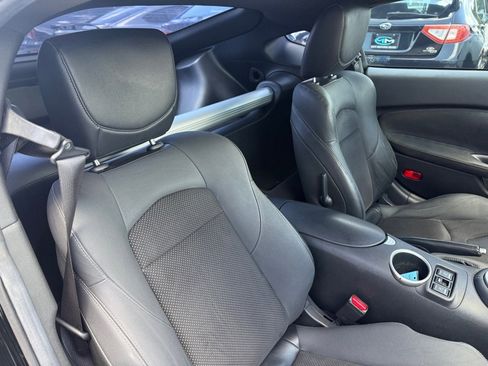 Used 2018 Nissan 370Z Touring image 26
