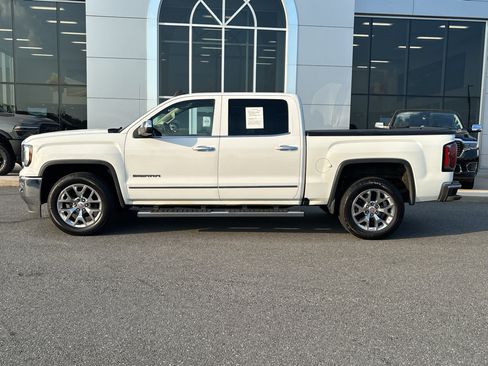 Used 2017 GMC Sierra 1500 SLT w/ SLT Premium Package RWD image 4