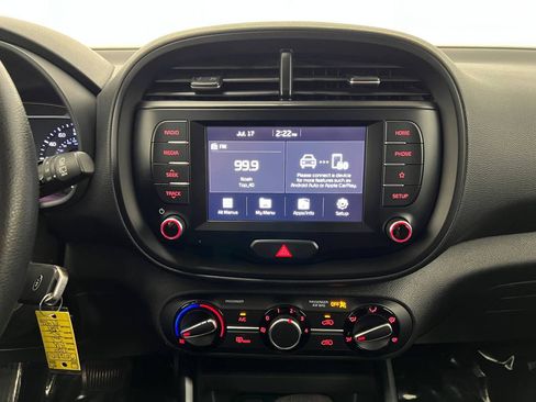 Used 2020 Kia Soul S FWD image 17