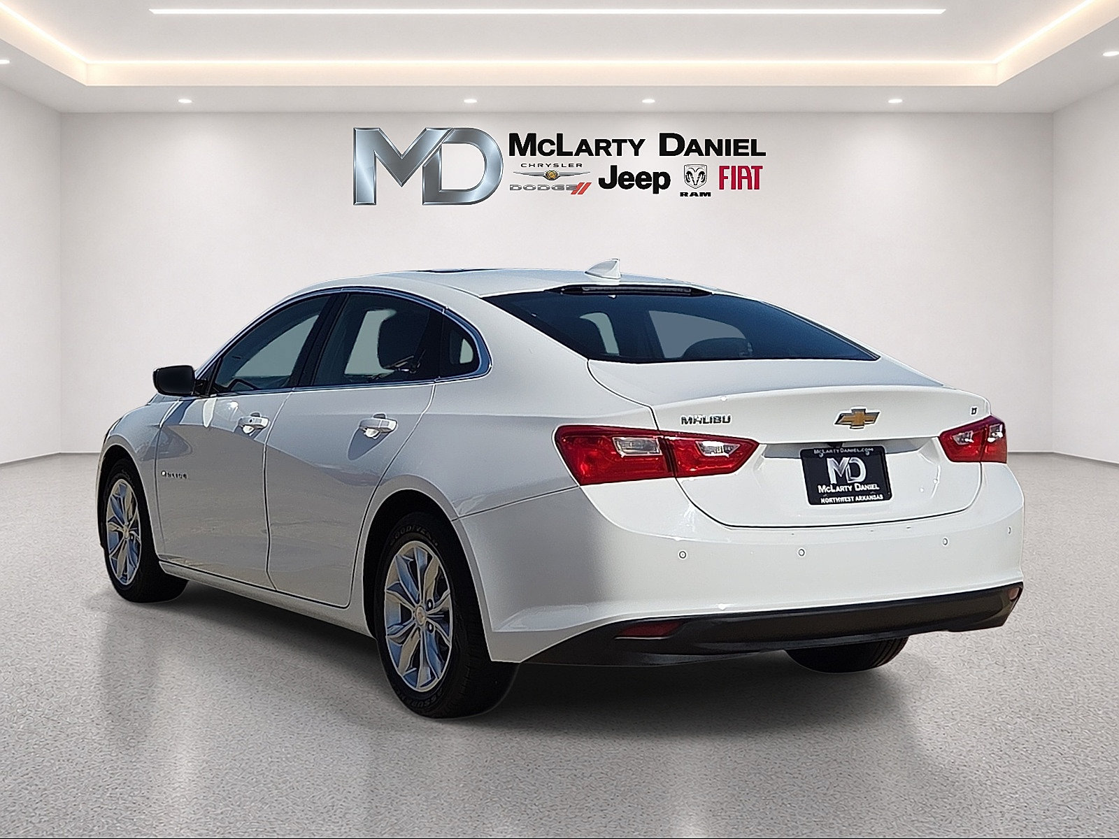 Used 2024 Chevrolet Malibu LT FWD image 4