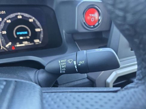 Used 2024 Toyota Tacoma TRD Off-Road image 24