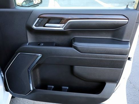 Used 2024 GMC Sierra 1500 SLT image 22