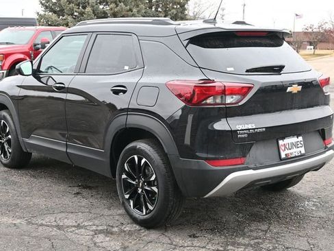 Used 2023 Chevrolet TrailBlazer LT w/ Convenience Package image 9