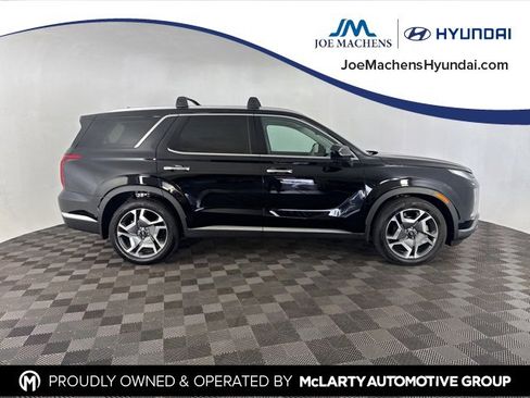 Certified 2025 Hyundai Palisade Limited image 8
