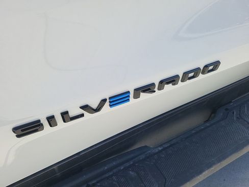 New 2026 Chevrolet Silverado EV LT AWD/4WD image 74