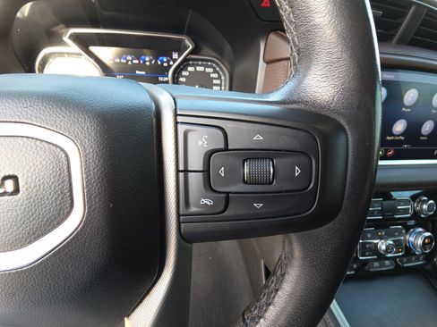 Certified 2021 GMC Yukon Denali image 19