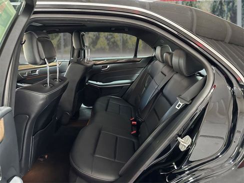 Used 2014 Mercedes-Benz E 350 4MATIC Sedan image 10