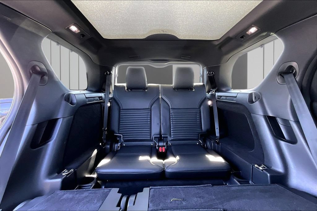 New 2026 Land Rover Discovery S AWD/4WD image 11