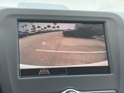 Used 2024 Chevrolet Equinox LS FWD image 21