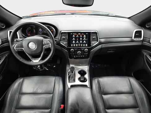 Used 2019 Jeep Grand Cherokee Limited RWD image 9