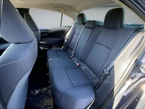 Used 2023 Toyota Corolla LE w/ Carpet Mat Package (TMS) FWD image 21