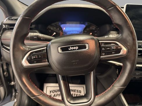 Used 2023 Jeep Compass Trailhawk AWD/4WD image 15