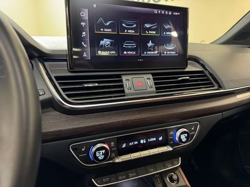 Used 2023 Audi Q5 2.0T Premium Plus w/ Premium Plus Package AWD/4WD image 13