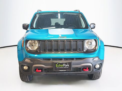 Used 2021 Jeep Renegade Trailhawk image 2