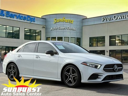 Used 2021 Mercedes-Benz A 220 4MATIC image 1