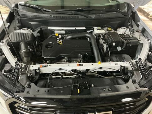 Used 2023 GMC Terrain SLE w/ Driver Convenience Package image 22