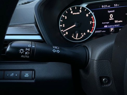 Used 2025 Nissan Altima 2.5 SV image 34