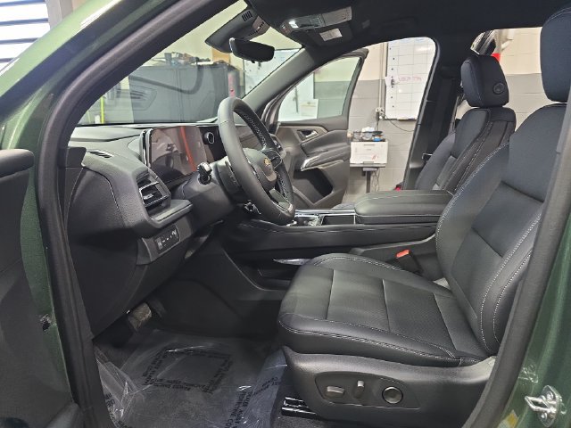 New 2027 Chevrolet Traverse LT w/ Driver Confidence Package AWD/4WD image 18