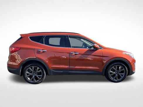 Used 2013 Hyundai Santa Fe Sport 2.0T AWD/4WD image 7