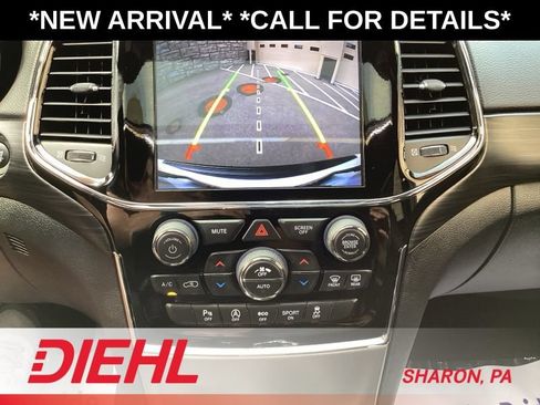 Used 2020 Jeep Grand Cherokee Altitude AWD/4WD image 31