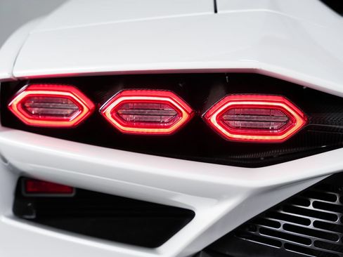 Used 2022 Lamborghini Aventador Countach AWD/4WD image 24