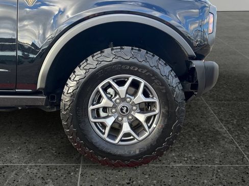 Used 2025 Ford Bronco Badlands AWD/4WD image 10