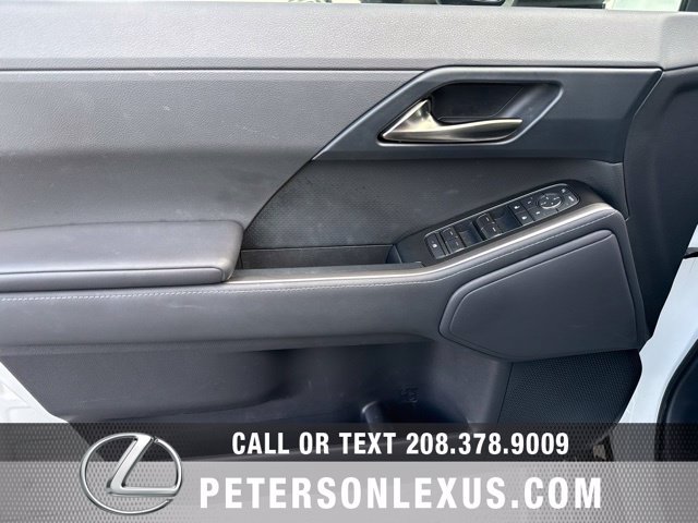 Used 2024 Lexus GX 550 w/ Cold Area Package AWD/4WD image 22