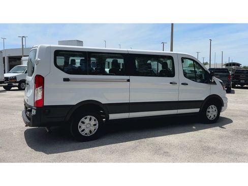 Used 2024 Ford Transit 350 XLT RWD image 9