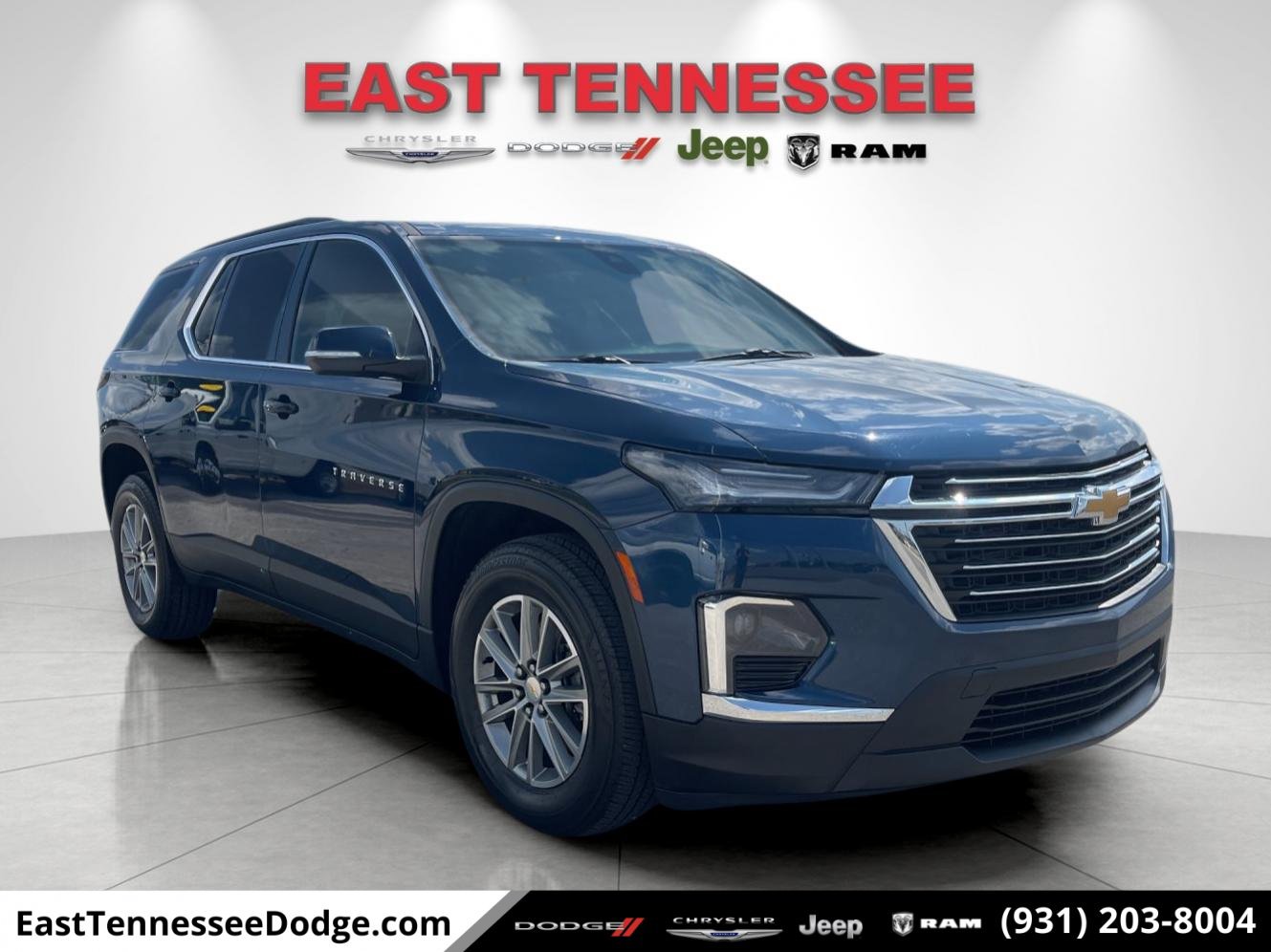 Used 2023 Chevrolet Traverse LT FWD image 1
