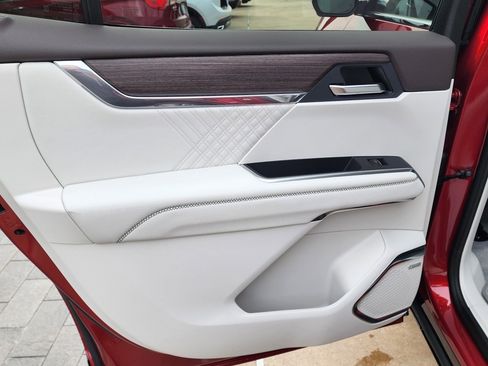 New 2026 GMC Acadia Denali w/ Super Cruise Package image 46