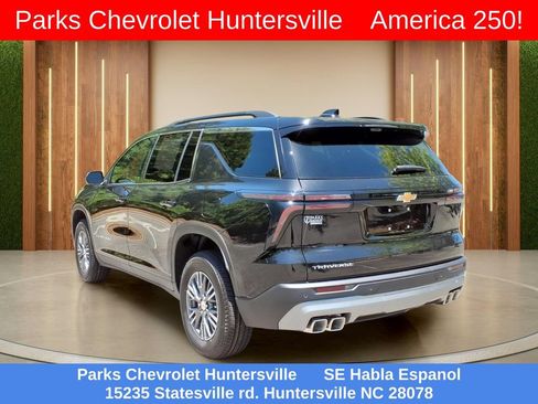 New 2026 Chevrolet Traverse LT w/ Driver Confidence Package FWD image 29