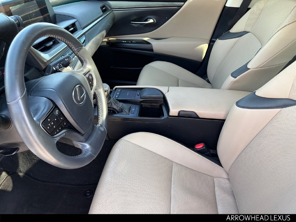 Used 2021 Lexus ES 350 w/ Accessory Package FWD image 16