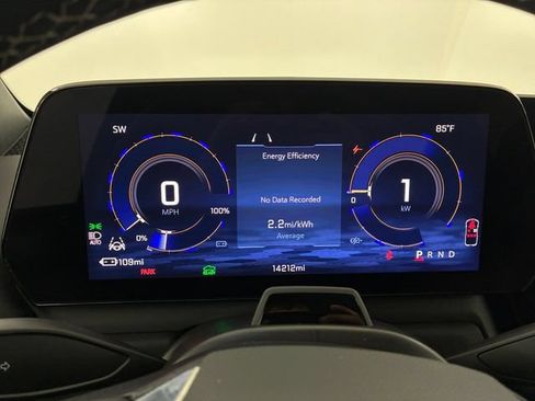Certified 2026 Chevrolet Silverado EV LT AWD/4WD image 25