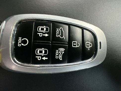 Used 2023 Hyundai Santa Fe Limited w/ Cargo Package AWD/4WD image 28