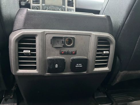 Used 2018 Ford F150 Raptor w/ Equipment Group 802A Luxury image 26